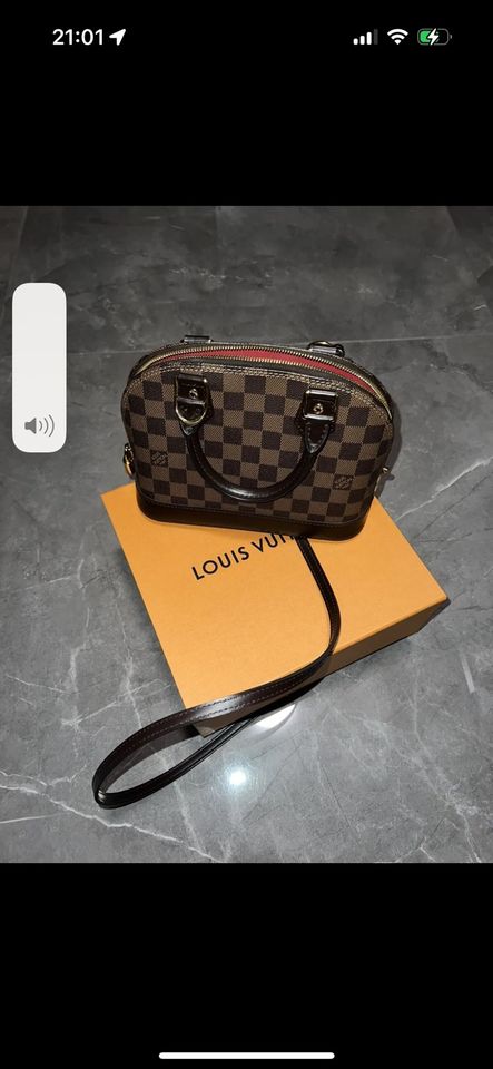 Louis Vuitton BB tasche in einem sehr guten Zustand in Vellmar