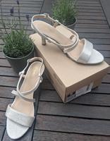 Damen-Sandalen - Clarks Amali Buckle - Größe 40 Frankfurt am Main - Preungesheim Vorschau