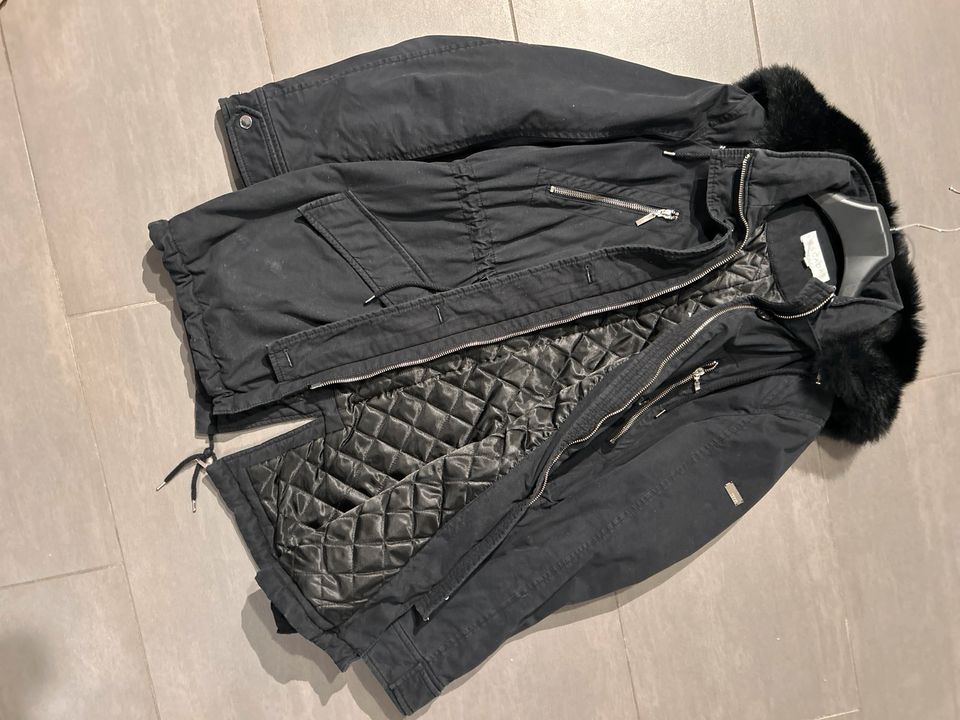 Escada Mantel/Jacke schwarz Gr 38 Kragen mit Kaninchenfell in München