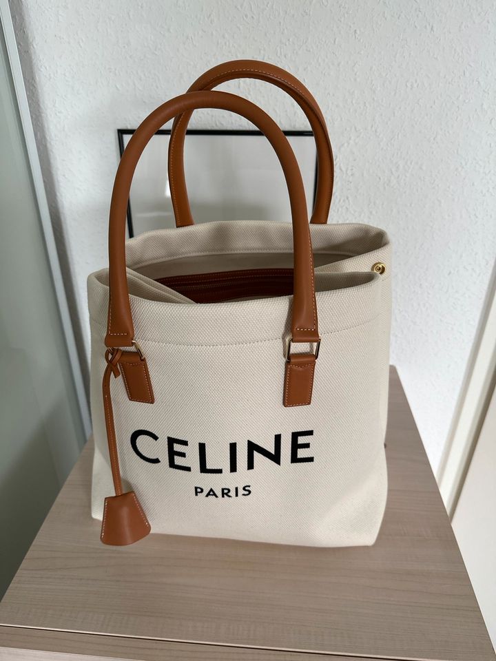 Horizontal cabas hotsell celine