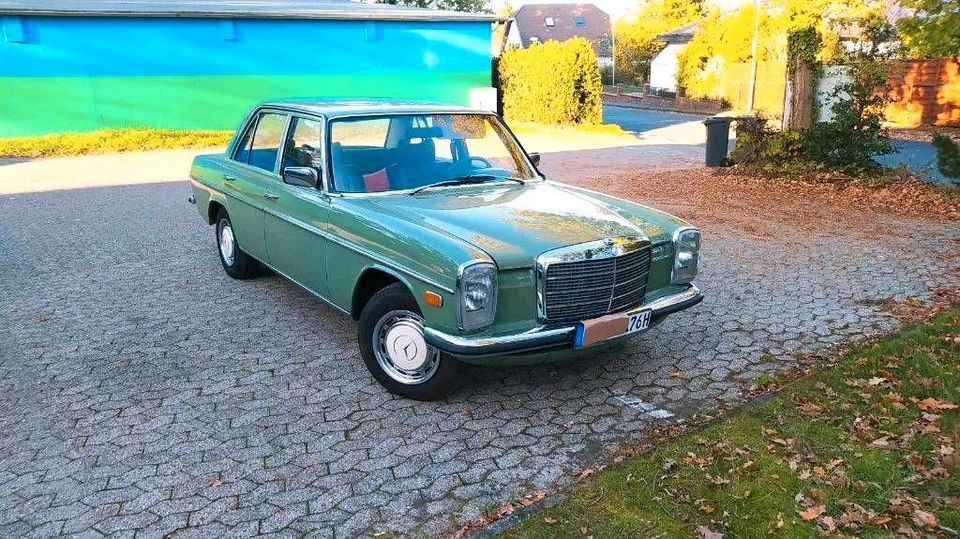 Sehr guter Mercedes 200 D Strichacht /8 in Bonn