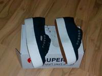 Verkauft wird ein SUPERGA 2750 Sneaker,Neu & ungetragen.gr.39 Schleswig-Holstein - Kiel Vorschau