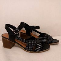 Remonte Sandalen schwarz weiß 39 Leder rockabilly Punkte Thüringen - Meiningen Vorschau