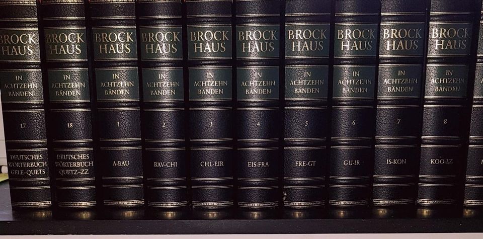 Brockhaus Bände in Dachau