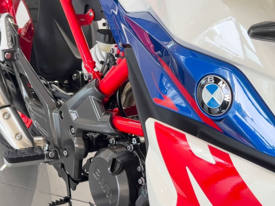 BMW G 310 R +Fuhrparkwechsel+Style-Sport+ in Bad Hersfeld