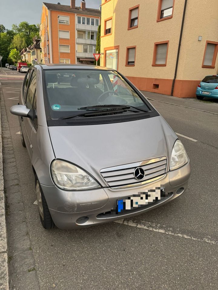 Mercedes A160 in Friedrichshafen