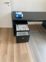 Schreibtisch mit Beistelltisch, Container Niedersachsen - Edewecht Vorschau
