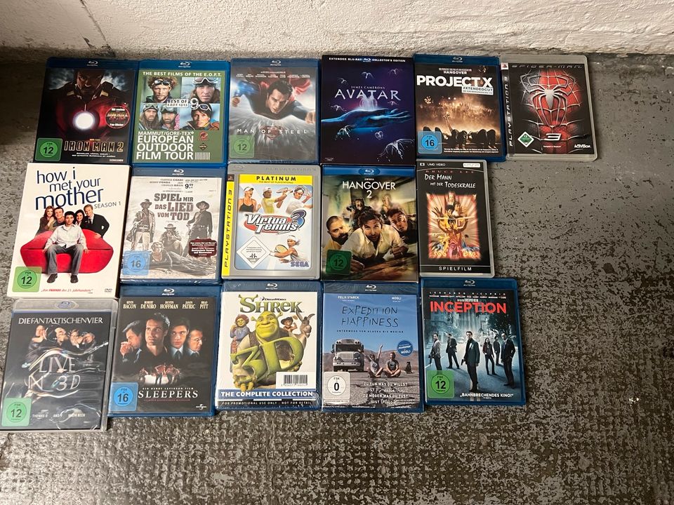 Blue Ray /DVD/ Play Station Games in Augsburg