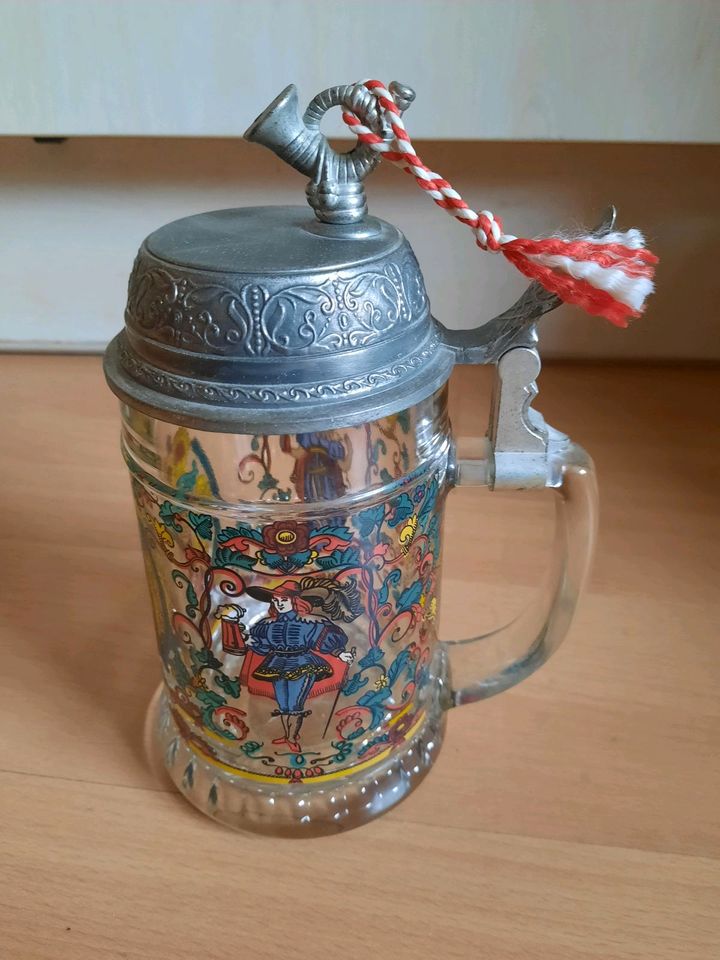 Bierkrug mit Zinndeckel in Nußloch