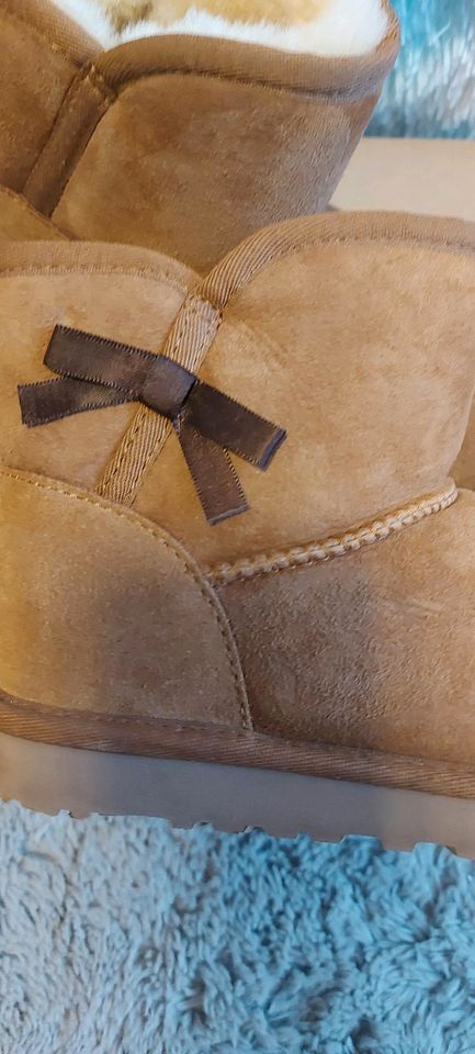 UGG BOOTS GR.32.5 in Jüchen