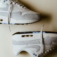 NIKE AIR MAX 1 NEU EU44 SAFARI SUMMIT weiß grau Hannover - Linden-Limmer Vorschau