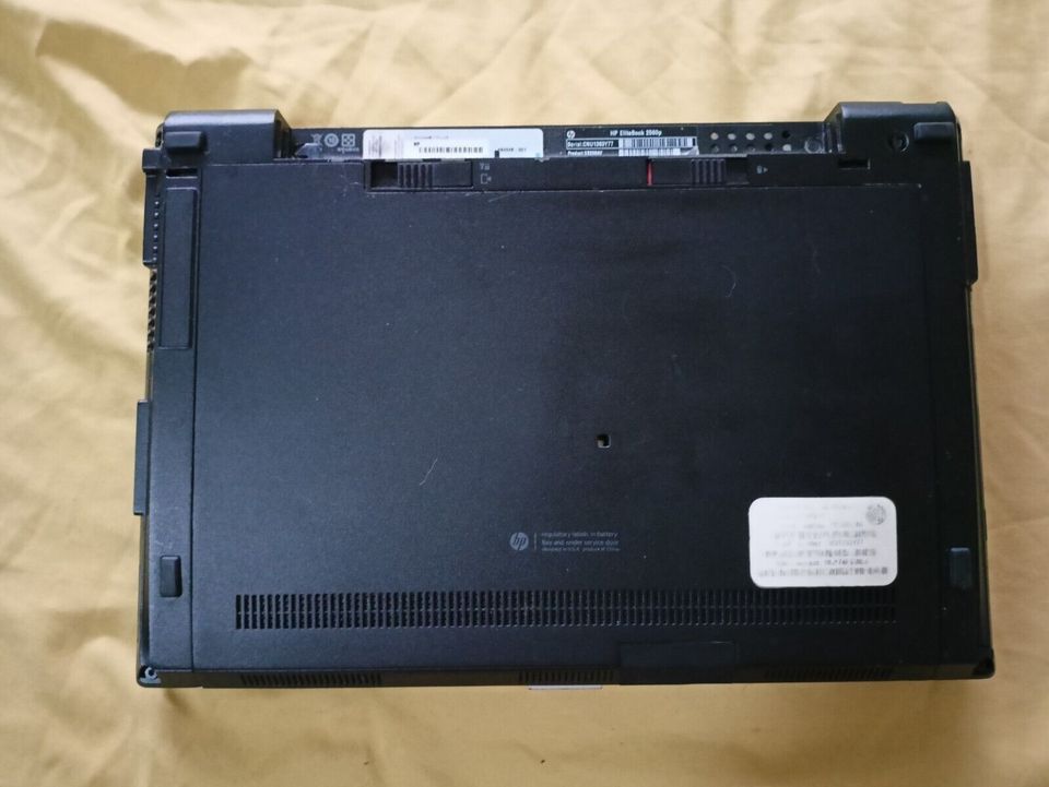 HP Elitebook 2560p i7-2620M 2.7GHz max. 3.4 Ghz 8GB 120 SSD. in Andernach