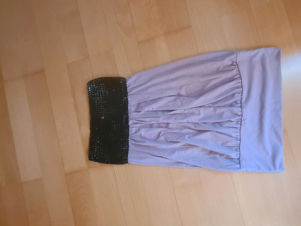 Damenbekleidung zu verkaufen Hosen Cardigan uvm. in Hamburg