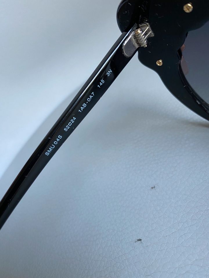 MIU MIU SONNENBRILLE MIT STEINE in Haan