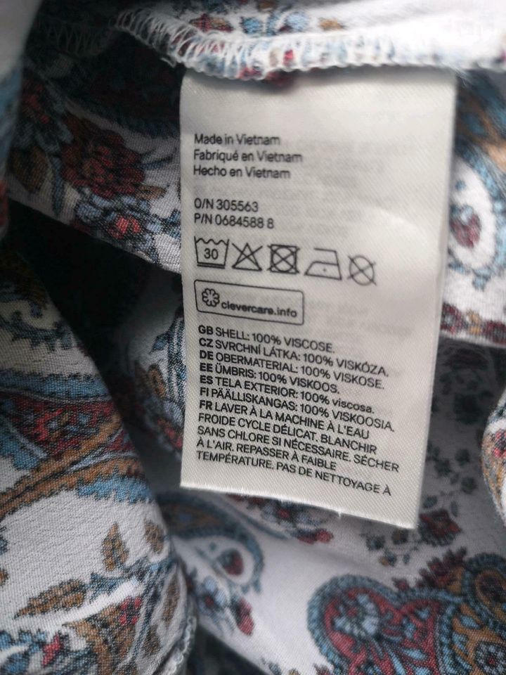 Schöne Bluse von H&M 36 in Saarbrücken