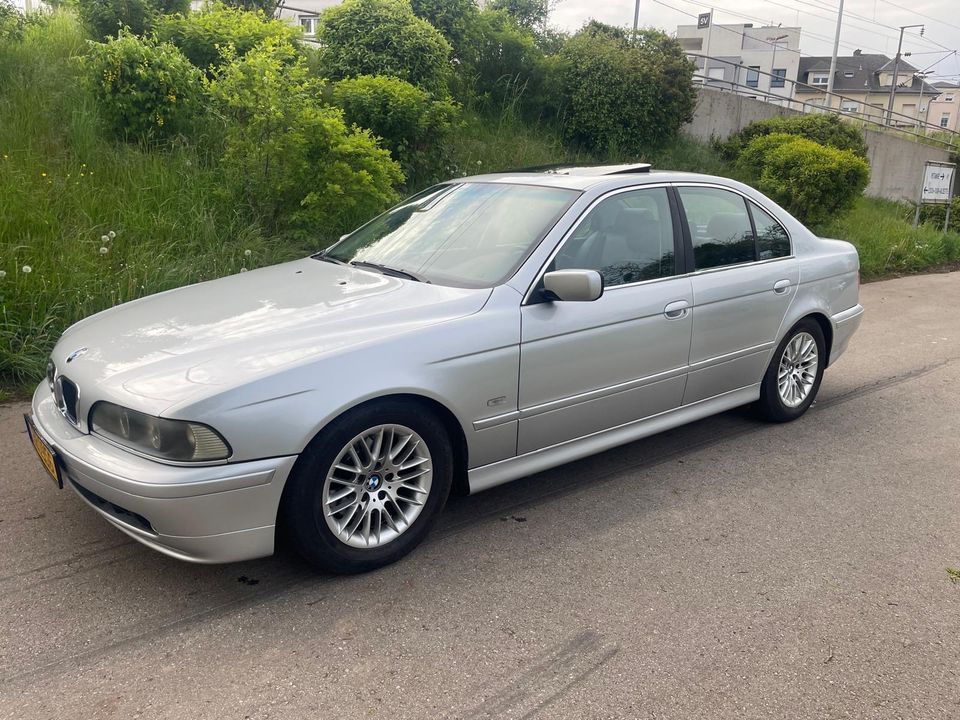 Bmw 530i (E39) in Perl