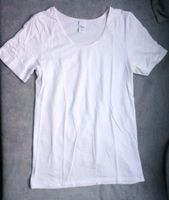 Weißes basic T-Shirt von Queentex, Gr. 40/42 Sachsen-Anhalt - Halle Vorschau