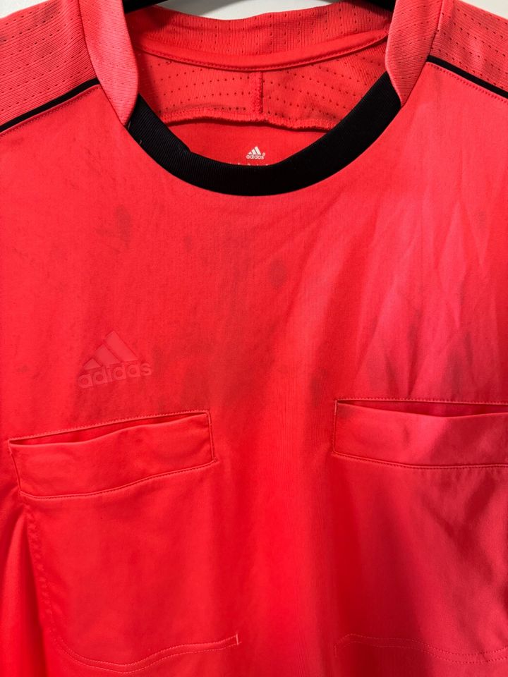 Schiedsrichter Trikot Adidas Rot 2016 Gr L ( Flecken ) in Dillingen (Donau)