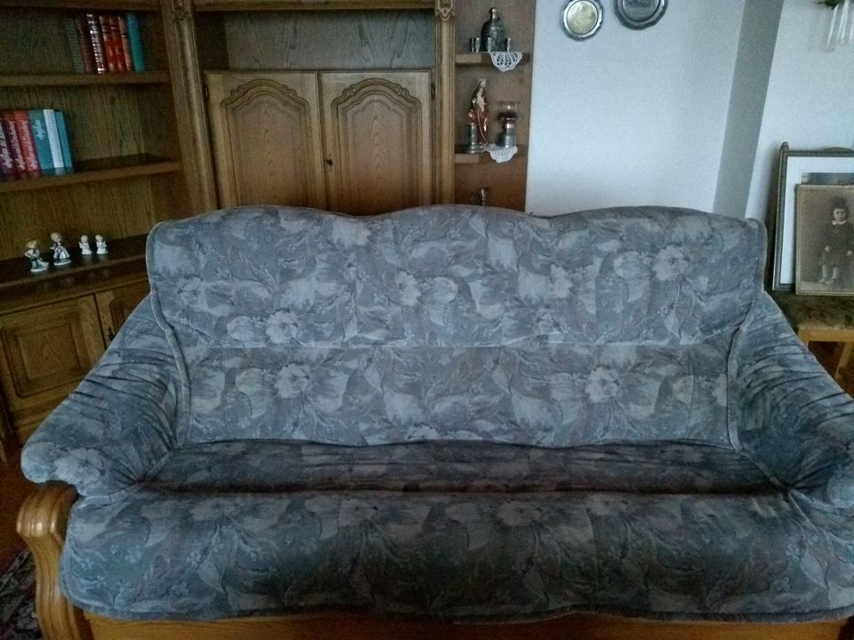 Couchgarnitur mit 2 Sesseln in Rehlingen-Siersburg