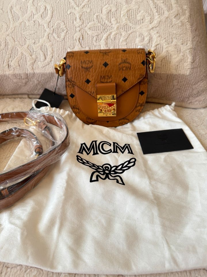 MCM Umhängetasche Patricia Neu UVP 930€ in Berlin