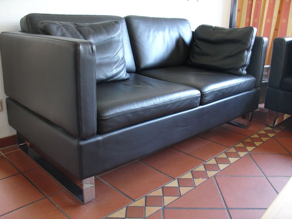 Zwei BRÜHL-Ledersofas in Duderstadt