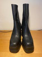 H&M Plateaustiefel mit Absatz Gr. 38 Kaum getragen München - Laim Vorschau