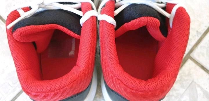 Nike jordan Sportschuhe max aura 3/Sport Schuhe/gr.41 in Dortmund