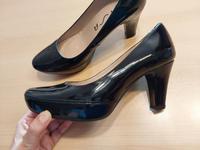 UNISA Pumps Plateau Schwarz NEU Leder Gr. 38,5 Baden-Württemberg - Konstanz Vorschau