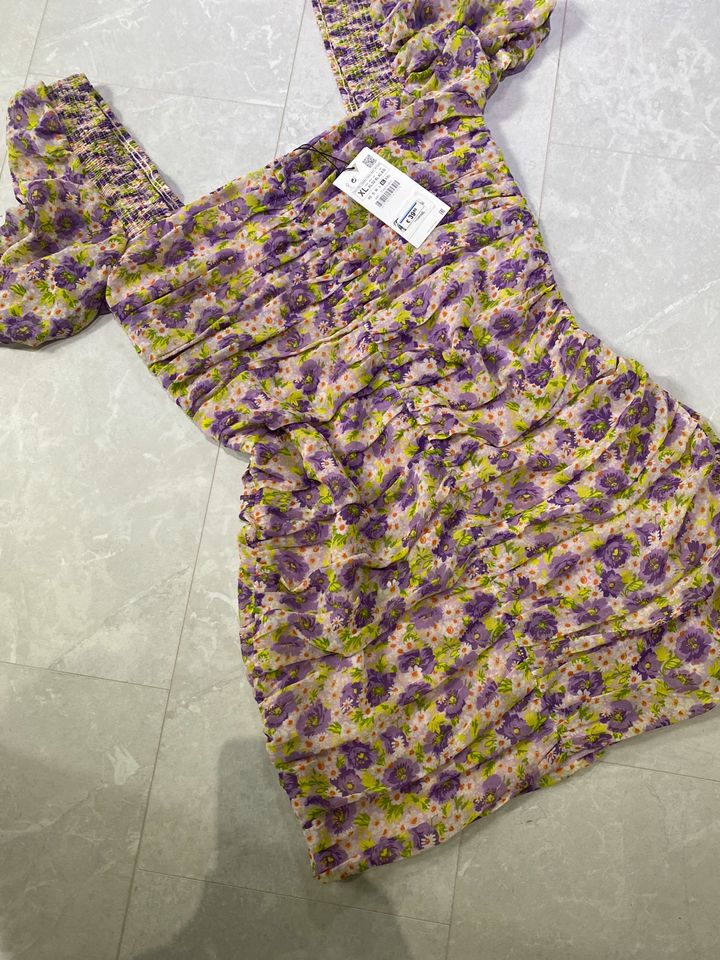 Zara Kleid Blumen Sommer neu XL Vintage Tüll in Essen