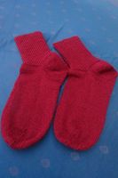 Socken / Strümpfe, 41/42 weinrot, NEU, 75% Schurwolle, Handarbeit Bayern - Stein Vorschau