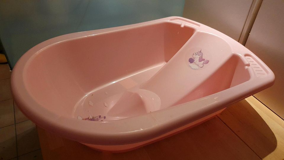 Baby Badewanne neuwertig rosa in Dahlewitz