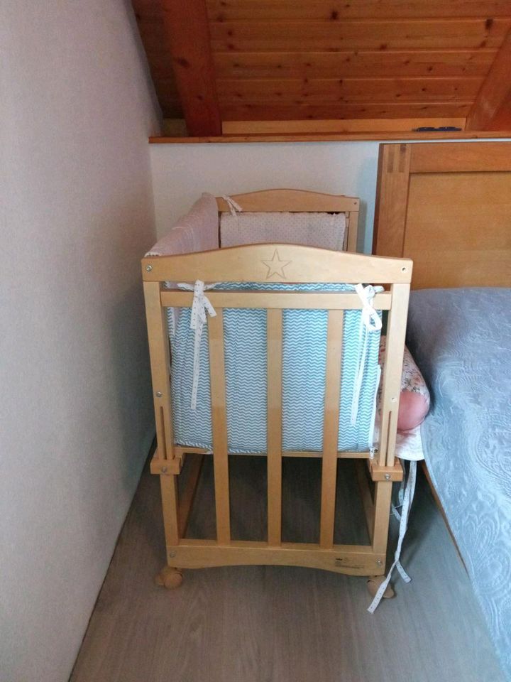 Beistellbett von Roba 4 in 1 Holzbett, Bank, Wiege in Edertal