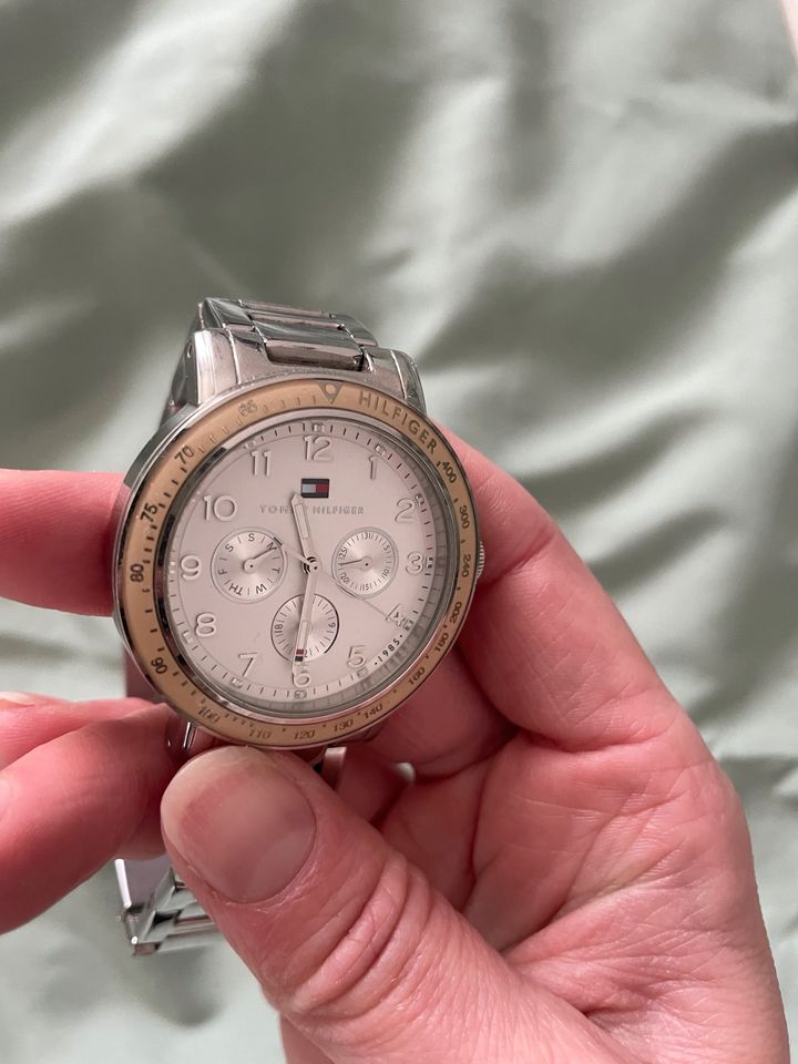 Armbanduhr Tommy Hilfiger ❤️ in Wunstorf
