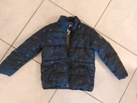 Esprit Winterjacke Größe 116/122 Bayern - Adlkofen Vorschau