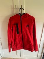 Nike Jacke rot Nordrhein-Westfalen - Wickede (Ruhr) Vorschau