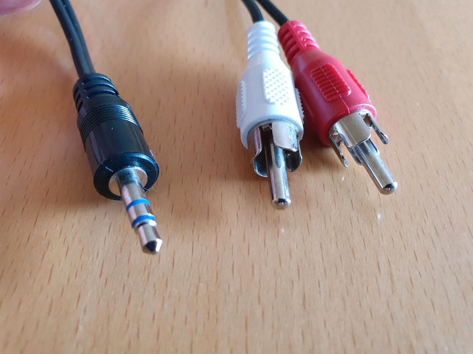 Cinch auf 3,5 mm Klinke Audio Kabel 1,0 m Stereo Hifi Stecker in Bous