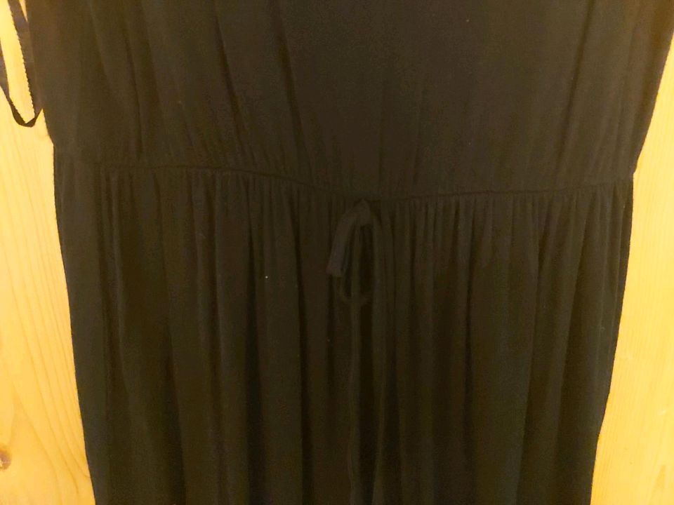 NEUES KLEID Kleid Sommerkleid Trägerkleid 38 in Mammendorf
