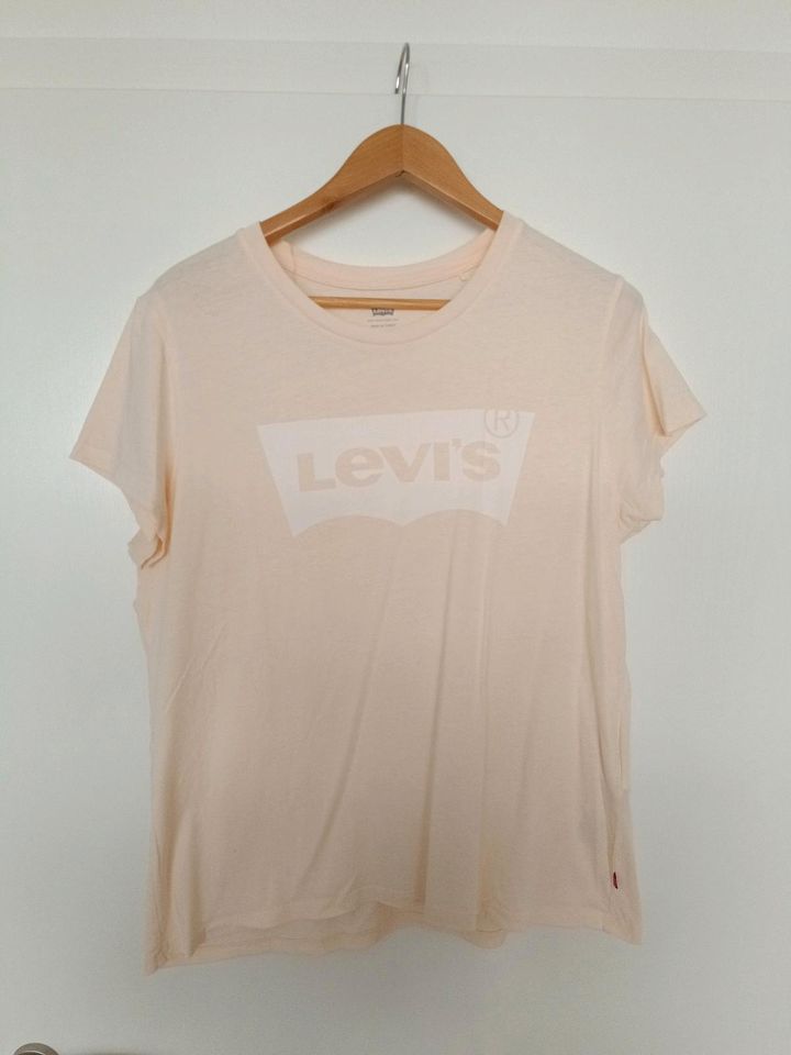 Levi's T-Shirt original Gr. XXL hellrosa in Kalkar