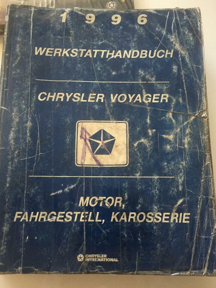 Chrysler Voyager Werkstattbuch in deutsch in Berlin