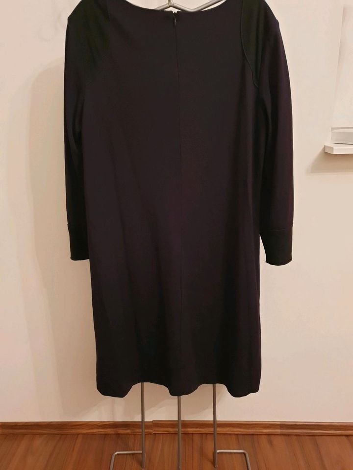 Kleid von Marc Aurel gr.44 in Eberswalde