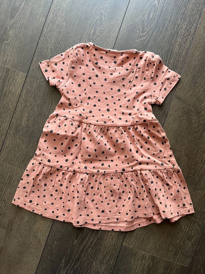 H&M | Mädchen | Kleid | Gr. 98/104 in Bokensdorf