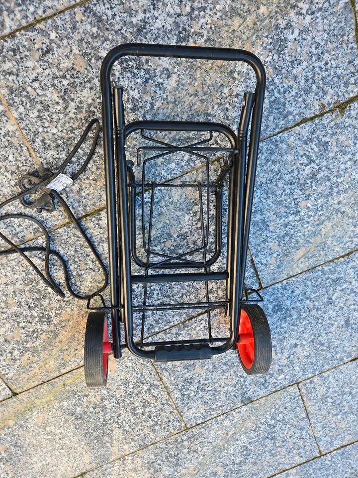 Sackkarre Spapelkarre Klappbar  sehr Stabil VB 25 Euro  Siegen in Siegen