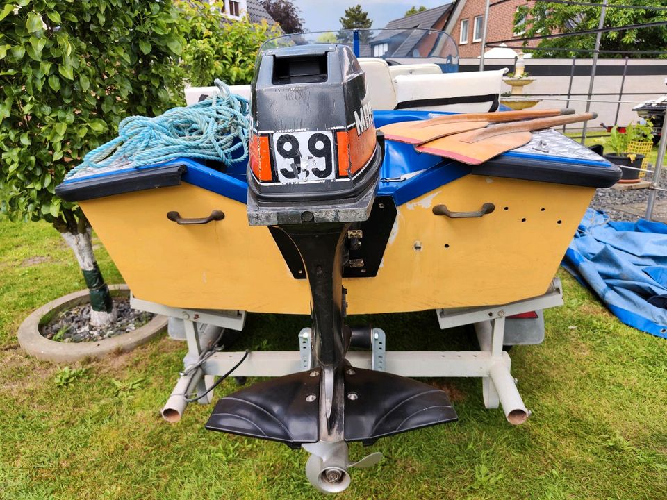 Sportboot mit Trailer in Preußisch Oldendorf