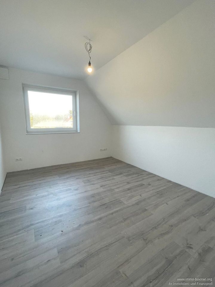 **KfW 55** Neubau Doppelhaushälfte in Oldenburg zu verkaufen! +Keine Käuferprovision+ in Oldenburg