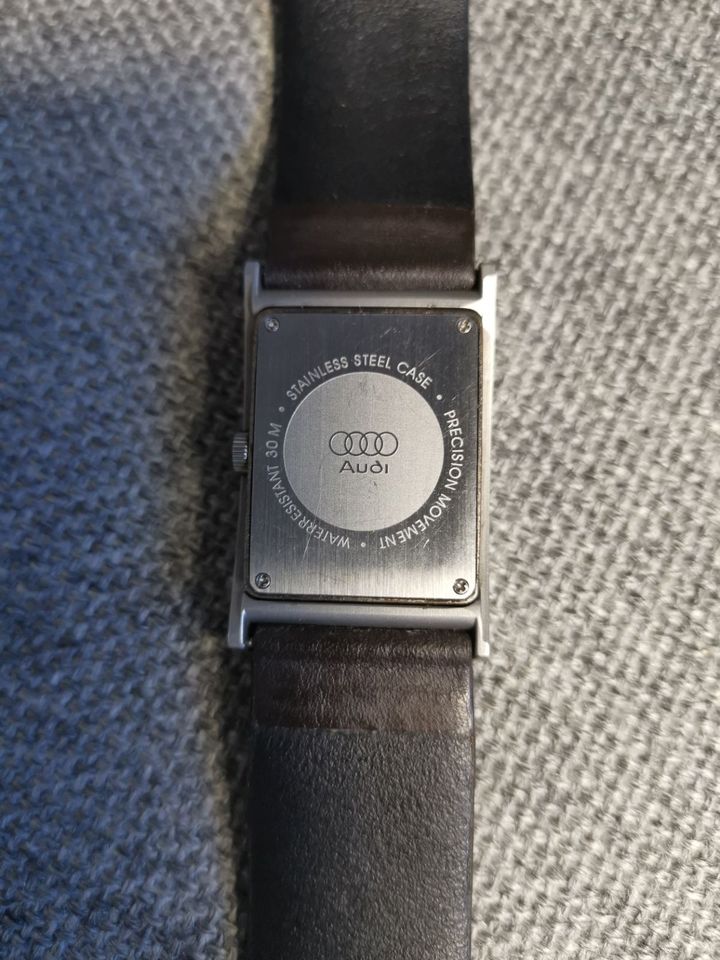 Tolle AUDI Wechselarmbanduhr für Modellfans in Hambühren