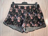 Kurze Sommerhose Größe 44/46 Bayern - Oberthulba Vorschau