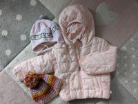 C&A Jacke und 2 Mützen Mädchen Baby Kind 86/92 Kleidung Berlin - Köpenick Vorschau