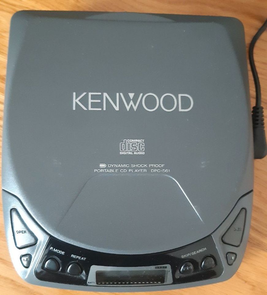 Kennwood Discman DPC-561 inkl. Tasche von FILA in Furth im Wald