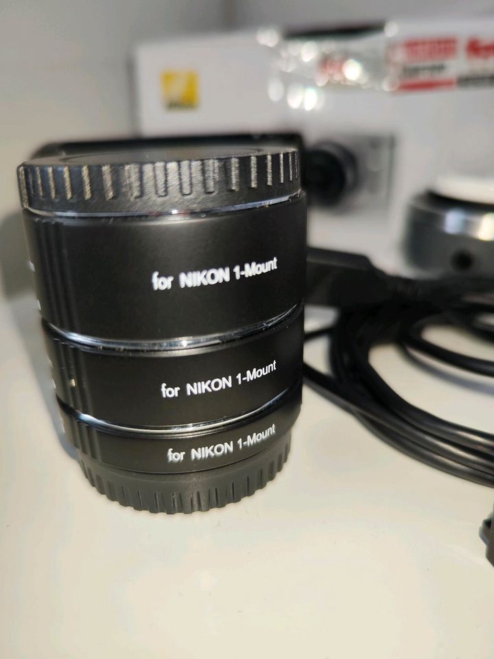 Nikon J1 ,gebraucht mit Zubehör in Schmalkalden