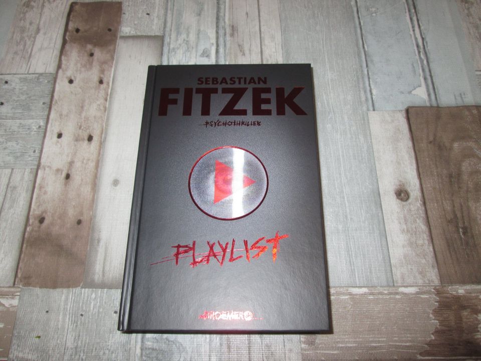 Buch Thriller Sebastian Fitzek Playlist wie neu in Jessen (Elster)